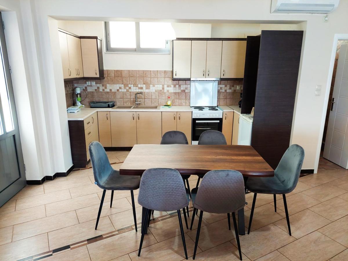 Golden Sunrise Apartment